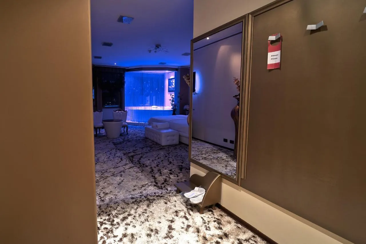 Hotel Rosa Blu Tirana